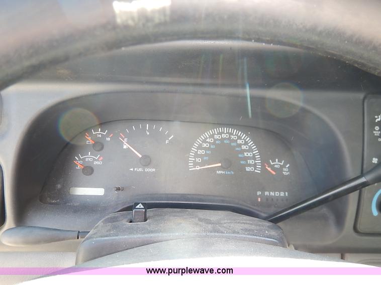 image for item I5312 1998 Dodge Ram 1500 pickup truck