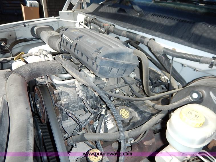 image for item I5312 1998 Dodge Ram 1500 pickup truck