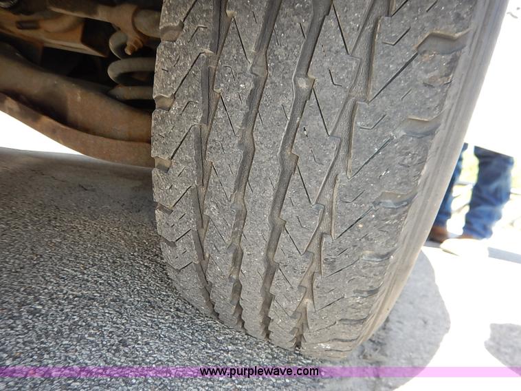 image for item I5312 1998 Dodge Ram 1500 pickup truck