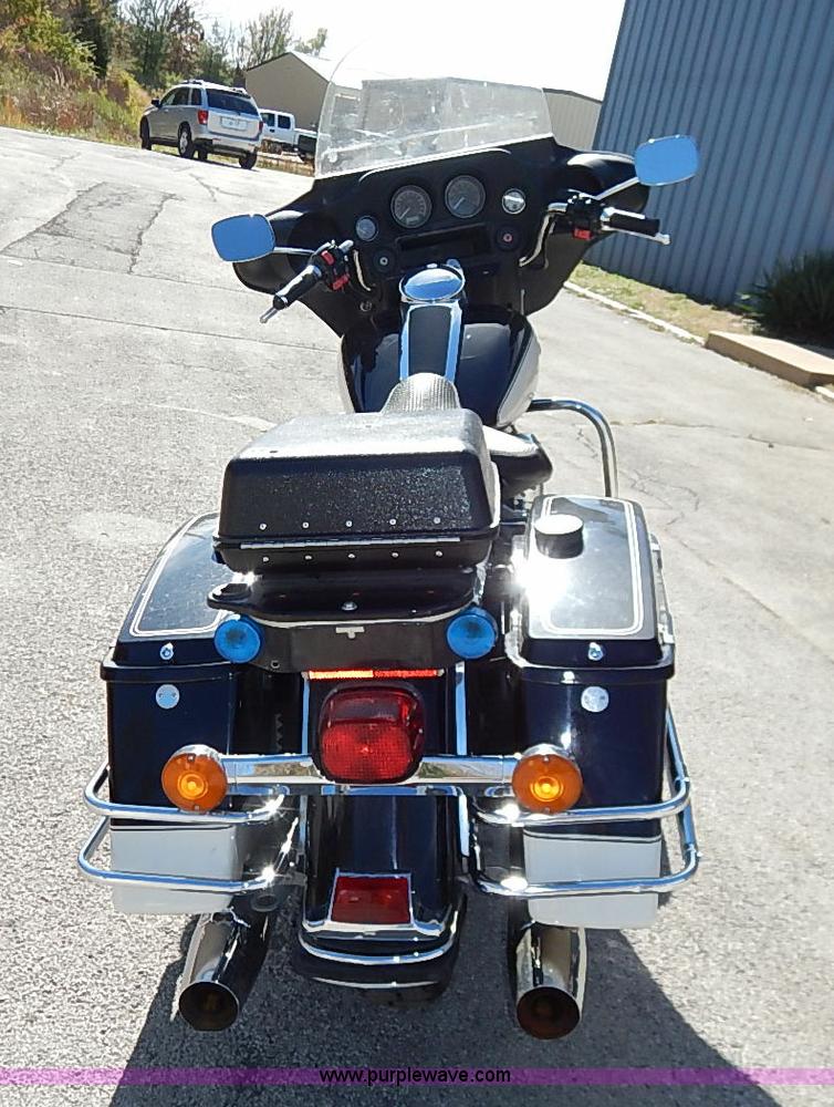 image for item I5313 2008 Harley Davidson FLHTP police motorcycle