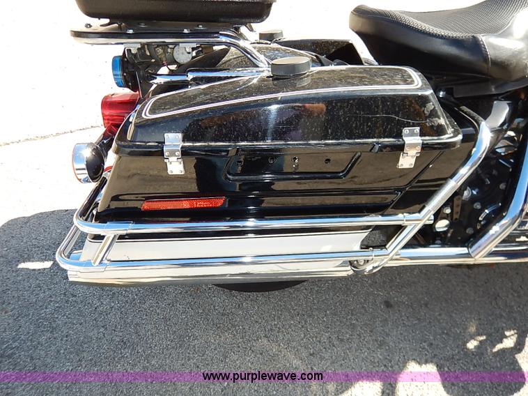 image for item I5313 2008 Harley Davidson FLHTP police motorcycle