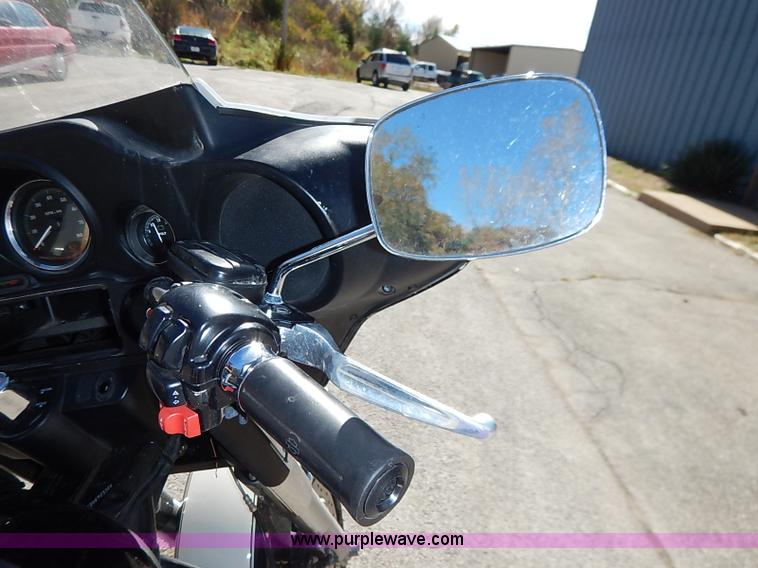 image for item I5313 2008 Harley Davidson FLHTP police motorcycle