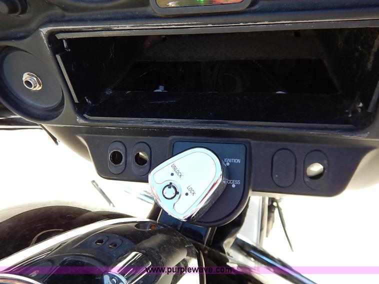 image for item I5313 2008 Harley Davidson FLHTP police motorcycle