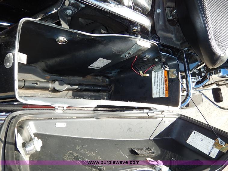 image for item I5313 2008 Harley Davidson FLHTP police motorcycle