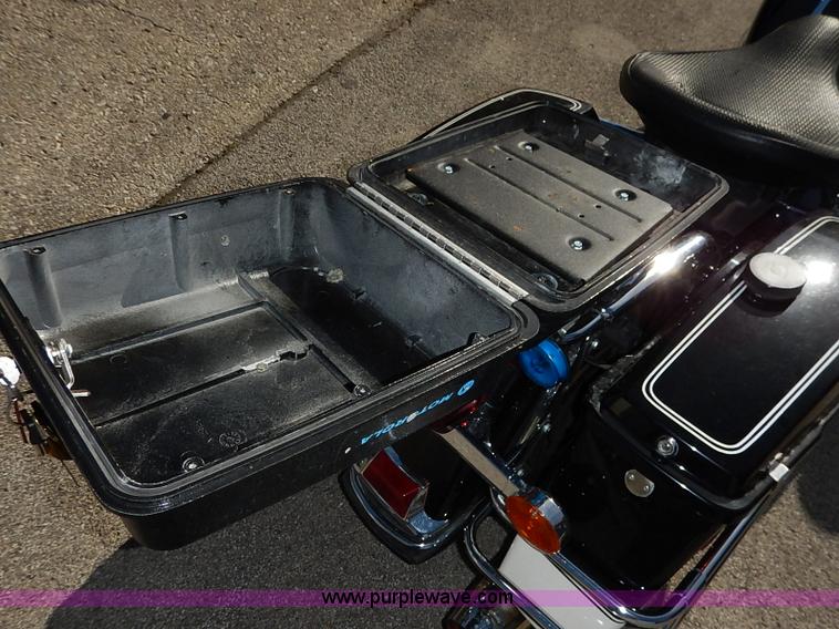 image for item I5313 2008 Harley Davidson FLHTP police motorcycle