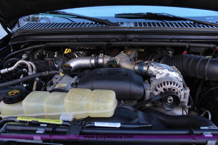 image for item I5917 2002 Ford F550 flatbed dump truck