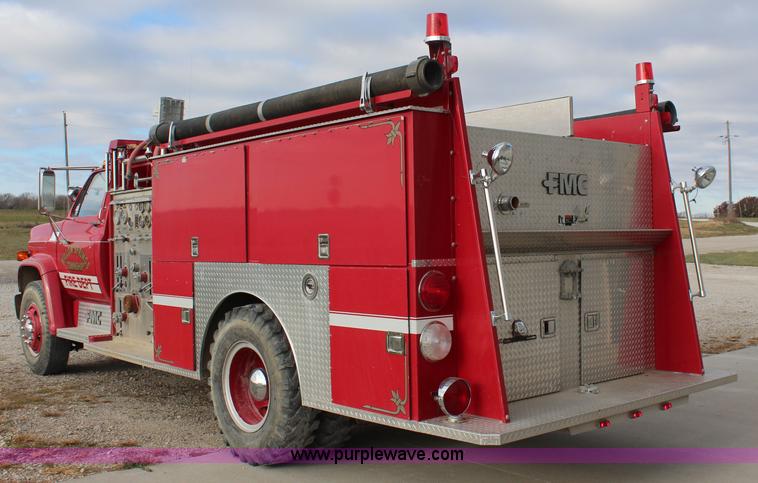 image for item I5974 1987 GMC pumper fire truck