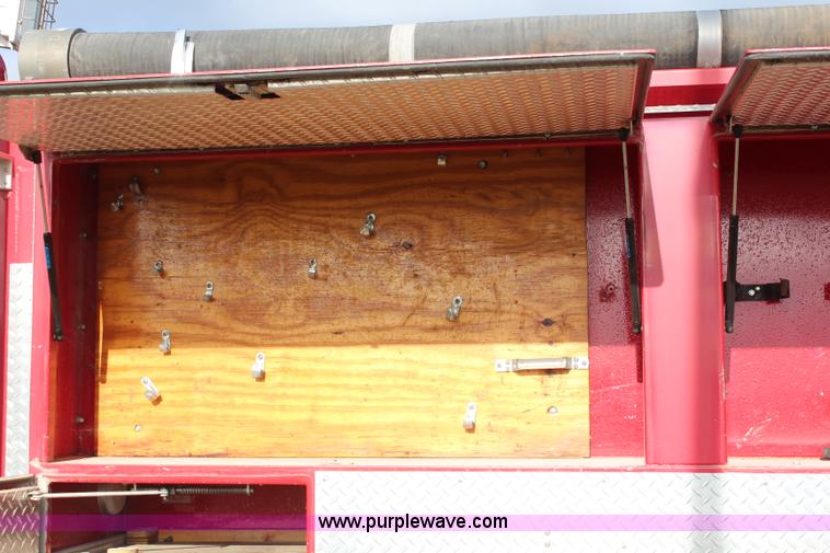 image for item I5974 1987 GMC pumper fire truck