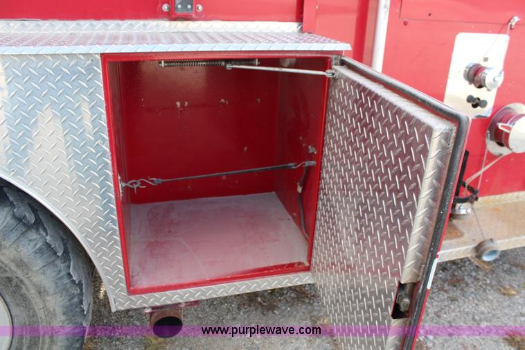 image for item I5974 1987 GMC pumper fire truck