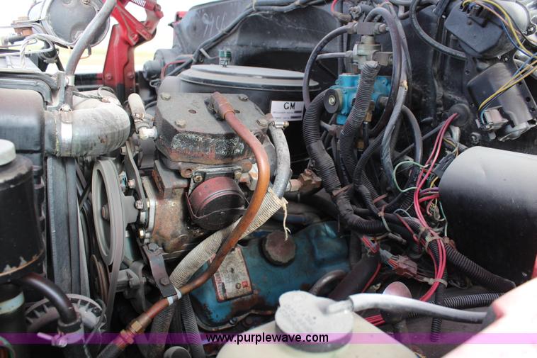 image for item I5974 1987 GMC pumper fire truck