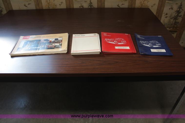 image for item I5974 1987 GMC pumper fire truck