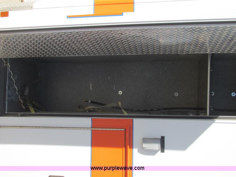 image for item J2383 2001 Ford 801 ambulance