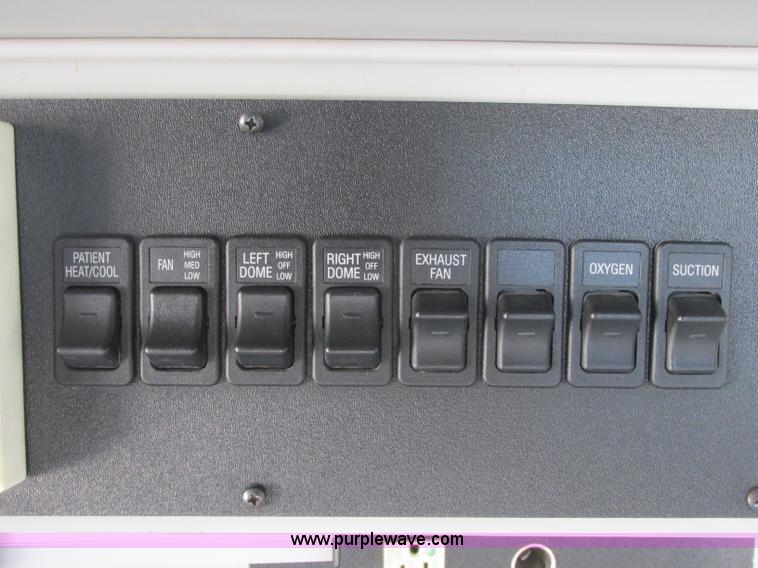 image for item J2383 2001 Ford 801 ambulance