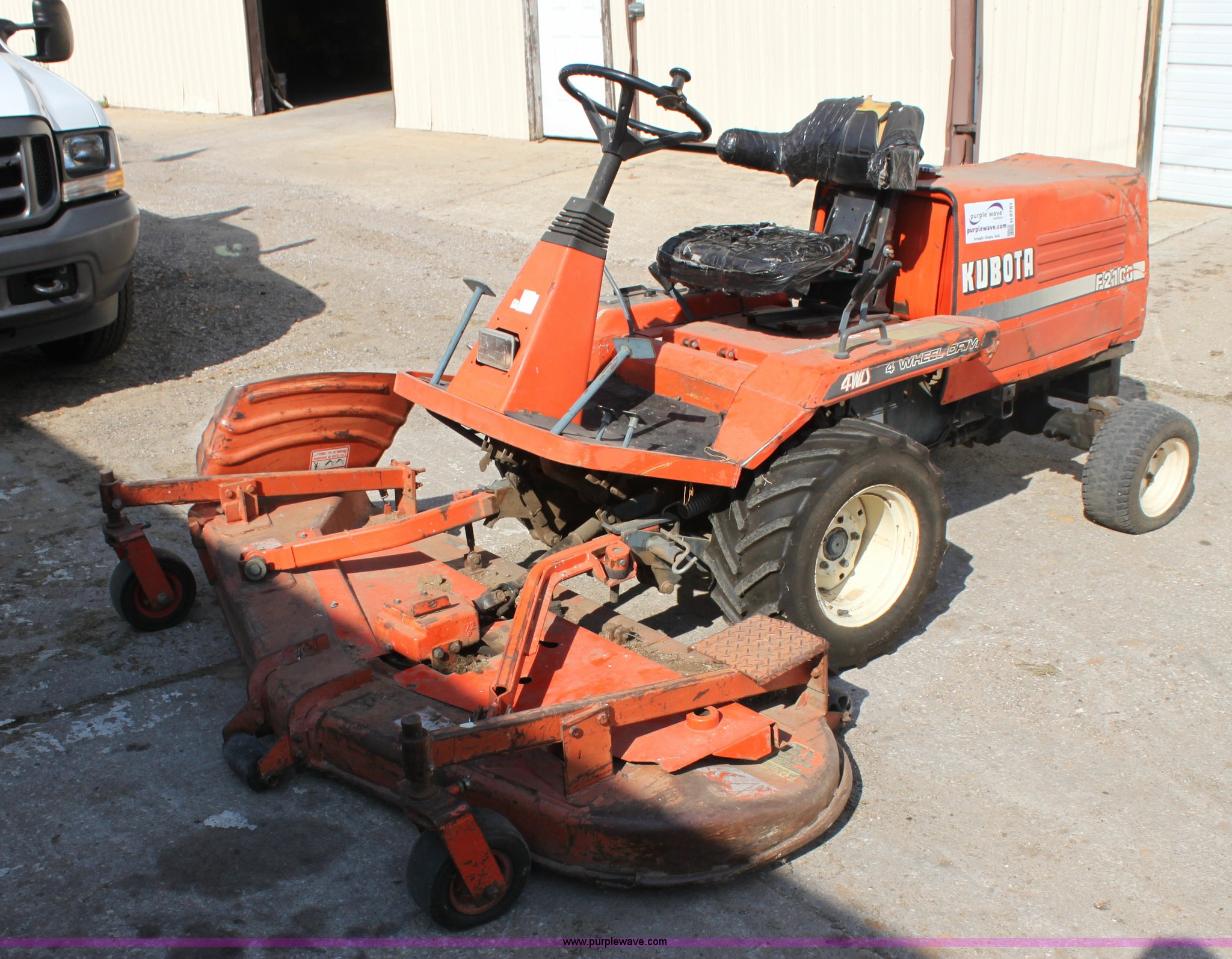 Kubota F2100 lawn mower in Arkansas City, KS Item H8781 sold Purple