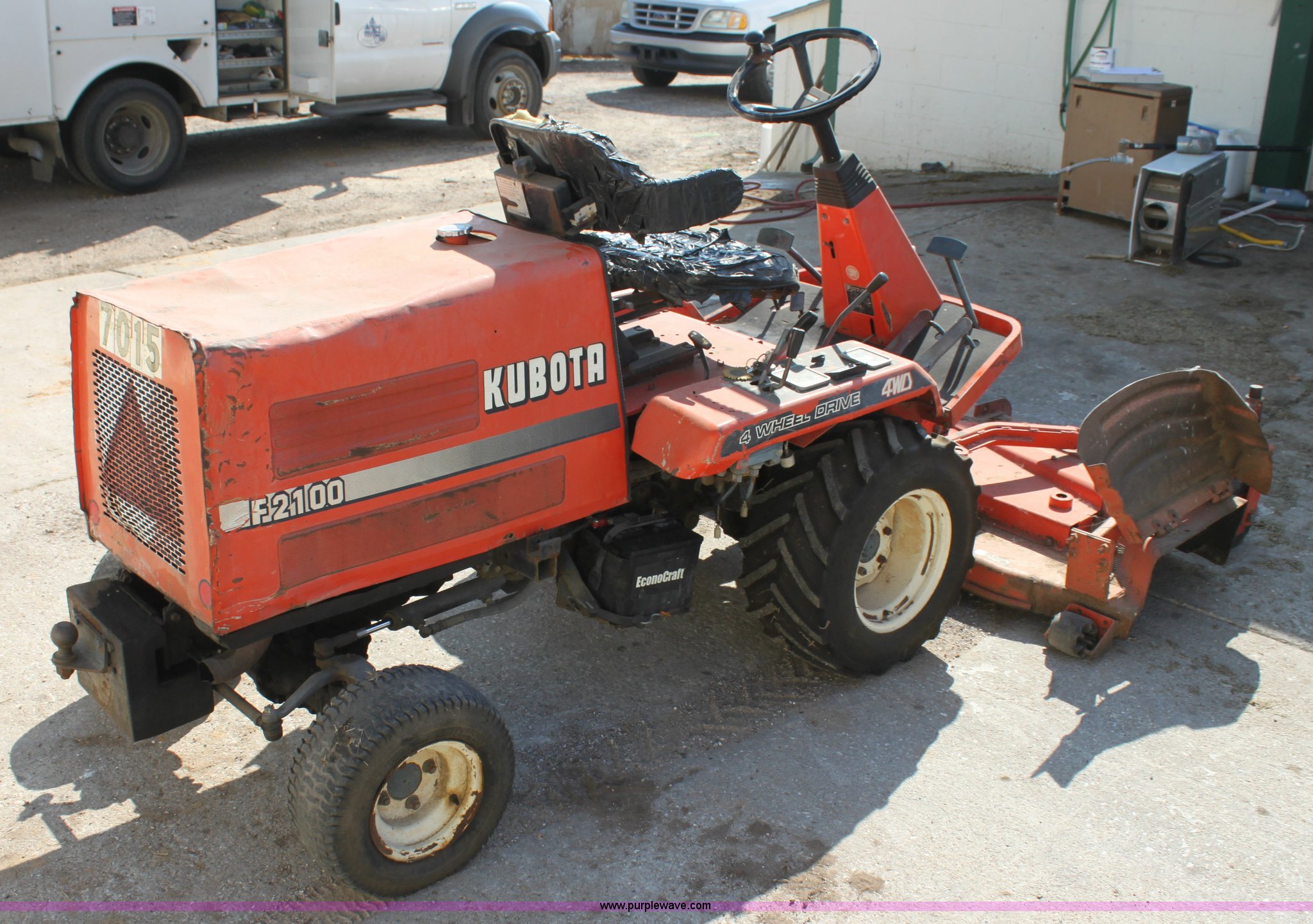 Kubota F2100 lawn mower in Arkansas City, KS Item H8781 sold Purple