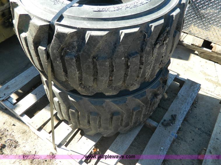 image for item AQ9358 (2) 33-15.50-16.5 tires