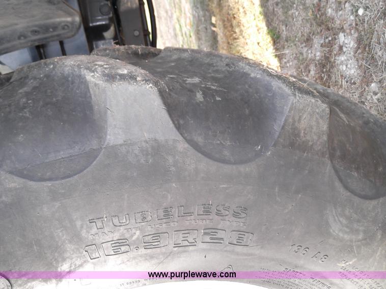 image for item D1282 2004 Case IH MXM120 MFWD tractor