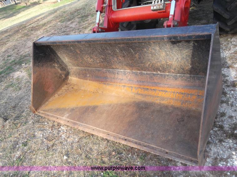 image for item D1282 2004 Case IH MXM120 MFWD tractor