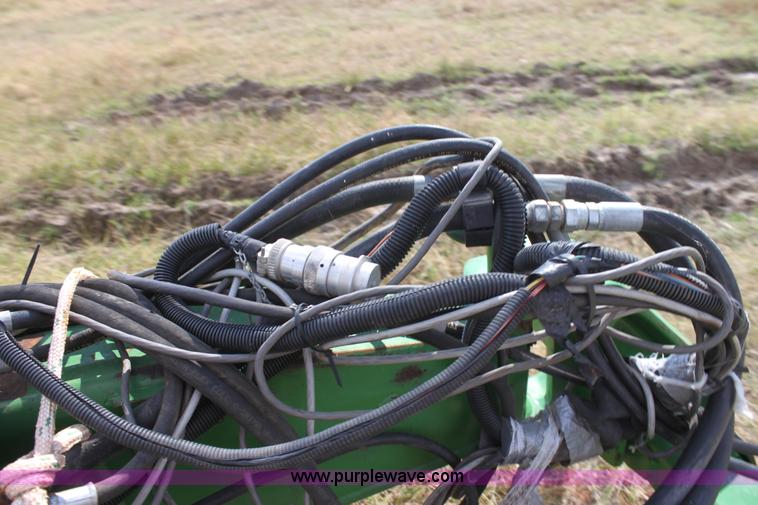 image for item F3371 1995 John Deere 7200 Conservation Max Emerge planter