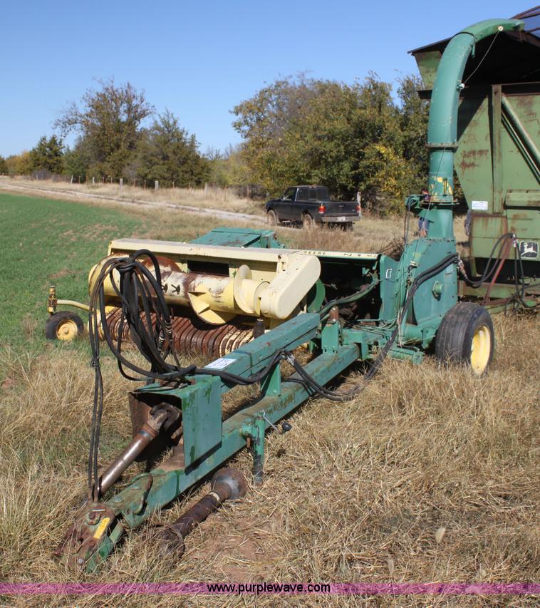 image for item F3375 John Deere forage harvester