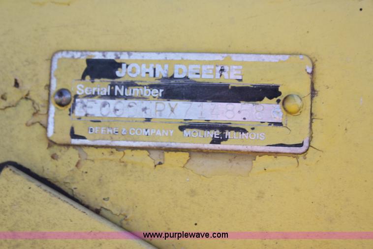 image for item F3375 John Deere forage harvester