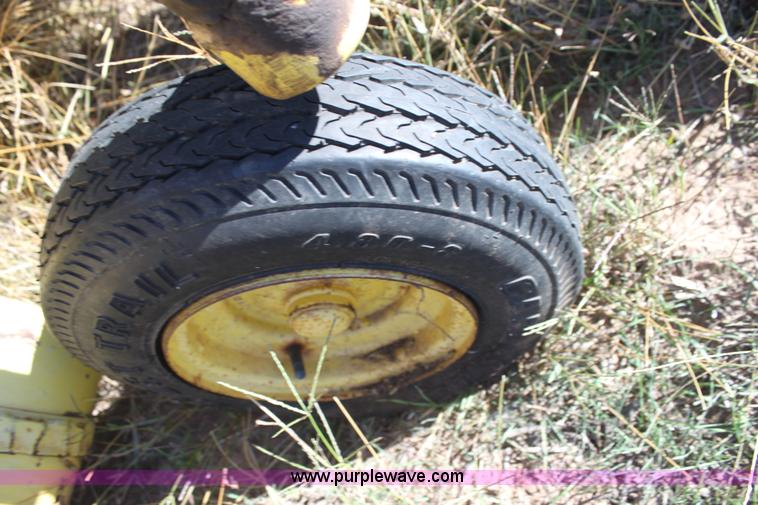 image for item F3375 John Deere forage harvester