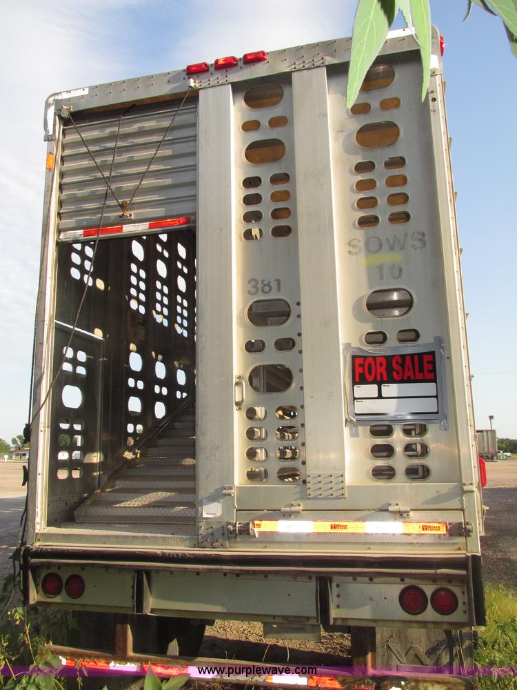 image for item F7463 2000 Wilson Stock Master 53' spread axle livestock trailer