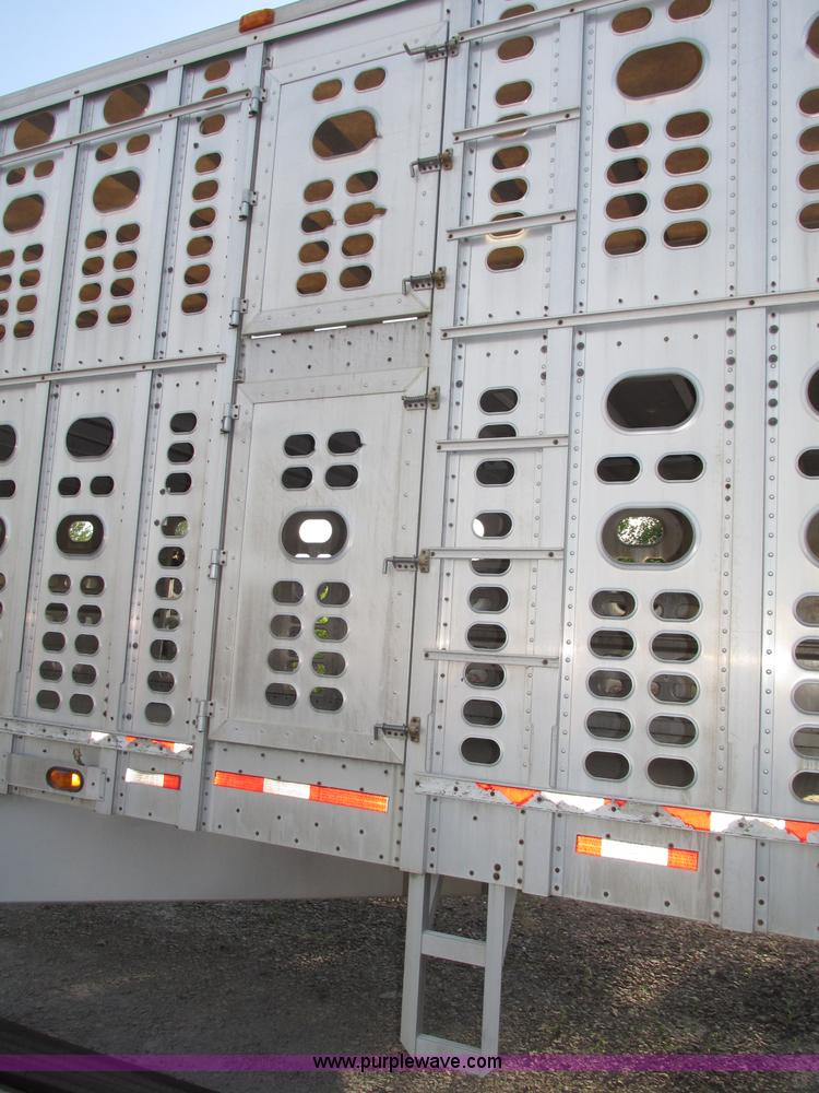 image for item F7463 2000 Wilson Stock Master 53' spread axle livestock trailer