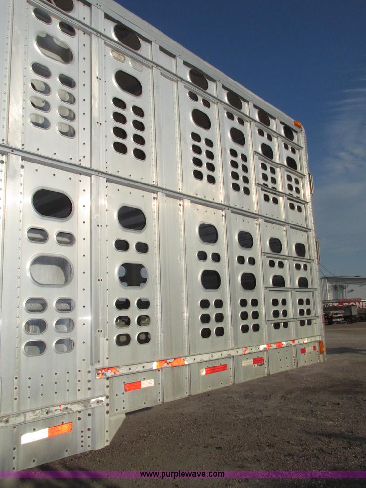 image for item F7463 2000 Wilson Stock Master 53' spread axle livestock trailer