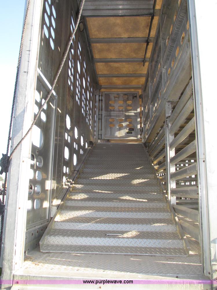 image for item F7463 2000 Wilson Stock Master 53' spread axle livestock trailer