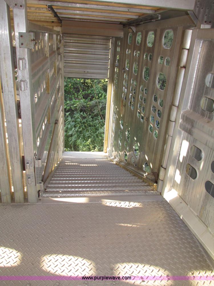 image for item F7463 2000 Wilson Stock Master 53' spread axle livestock trailer