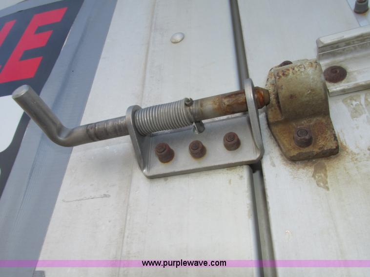 image for item F7463 2000 Wilson Stock Master 53' spread axle livestock trailer