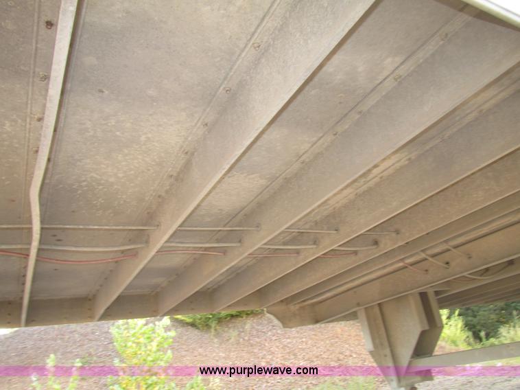 image for item F7463 2000 Wilson Stock Master 53' spread axle livestock trailer