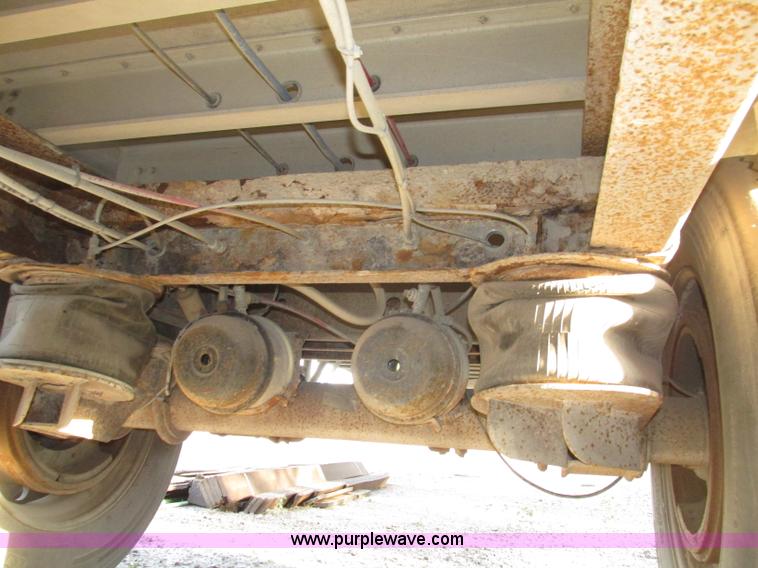 image for item F7463 2000 Wilson Stock Master 53' spread axle livestock trailer