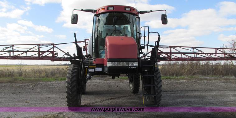 image for item G9082 2005 Case IH SPX4410 Patriot self-propelled sprayer