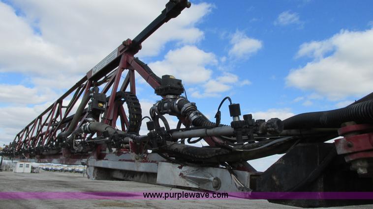 image for item G9082 2005 Case IH SPX4410 Patriot self-propelled sprayer