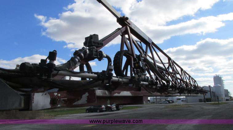 image for item G9082 2005 Case IH SPX4410 Patriot self-propelled sprayer