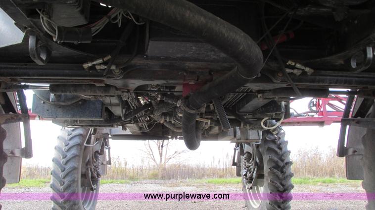 image for item G9082 2005 Case IH SPX4410 Patriot self-propelled sprayer