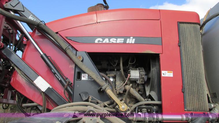 image for item G9082 2005 Case IH SPX4410 Patriot self-propelled sprayer