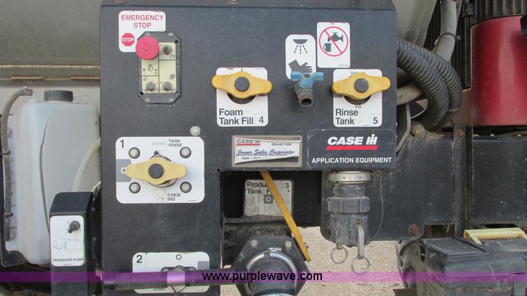 image for item G9082 2005 Case IH SPX4410 Patriot self-propelled sprayer