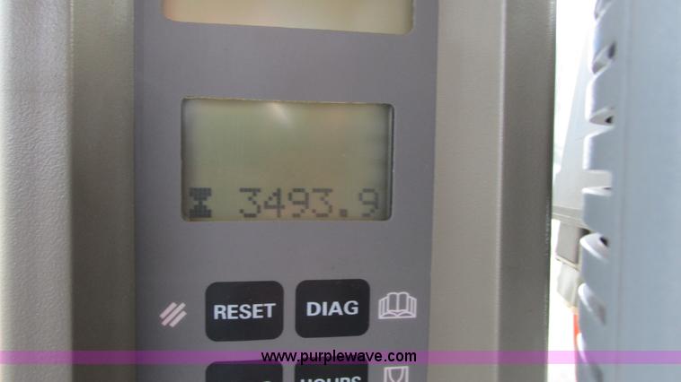 image for item G9082 2005 Case IH SPX4410 Patriot self-propelled sprayer