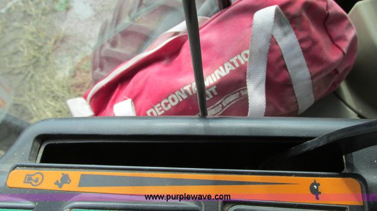 image for item G9082 2005 Case IH SPX4410 Patriot self-propelled sprayer