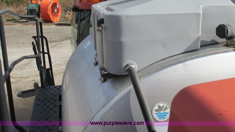 image for item G9082 2005 Case IH SPX4410 Patriot self-propelled sprayer