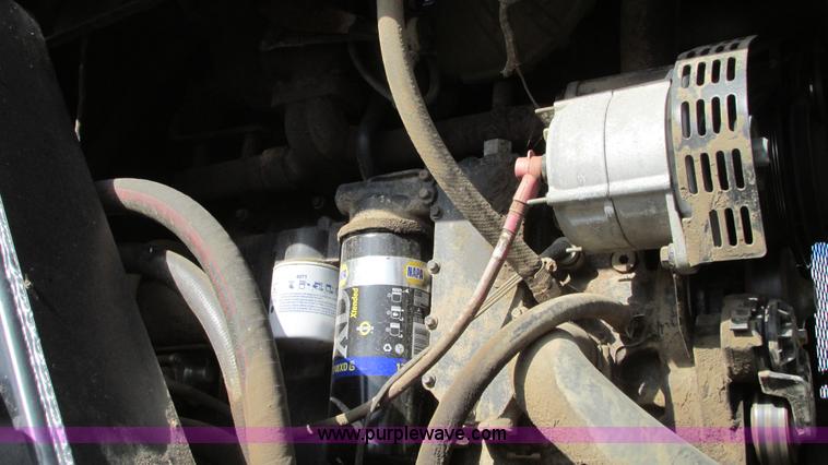 image for item G9082 2005 Case IH SPX4410 Patriot self-propelled sprayer