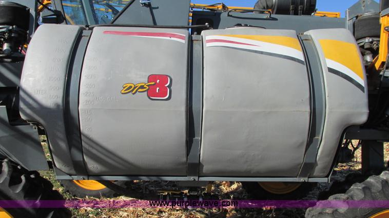 image for item G9083 2010 Hagie DTS-8 self-propelled sprayer with trailer