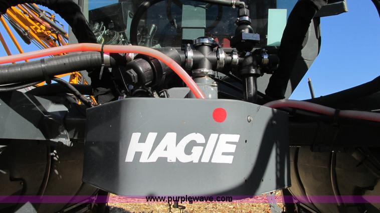 image for item G9083 2010 Hagie DTS-8 self-propelled sprayer with trailer