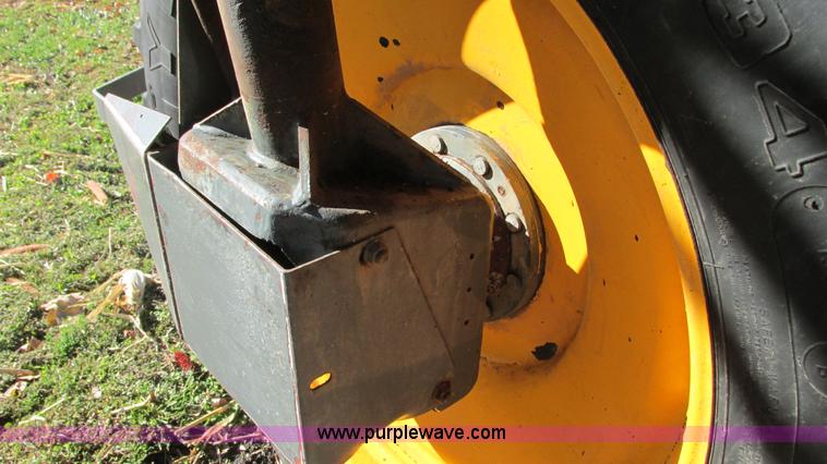 image for item G9083 2010 Hagie DTS-8 self-propelled sprayer with trailer