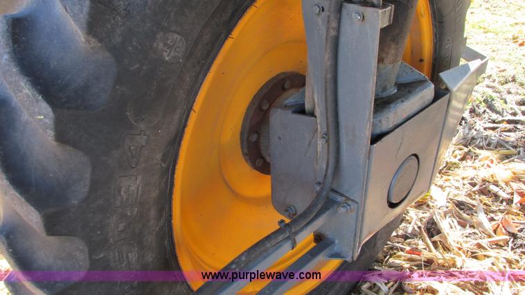 image for item G9083 2010 Hagie DTS-8 self-propelled sprayer with trailer