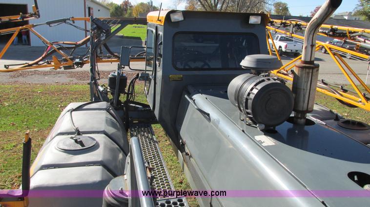 image for item G9083 2010 Hagie DTS-8 self-propelled sprayer with trailer