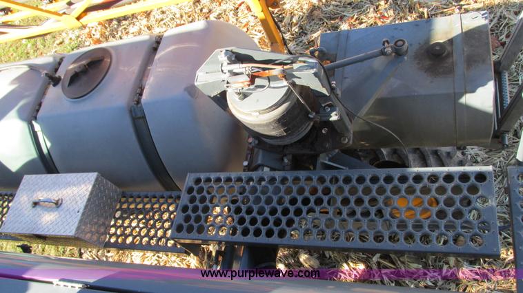 image for item G9083 2010 Hagie DTS-8 self-propelled sprayer with trailer